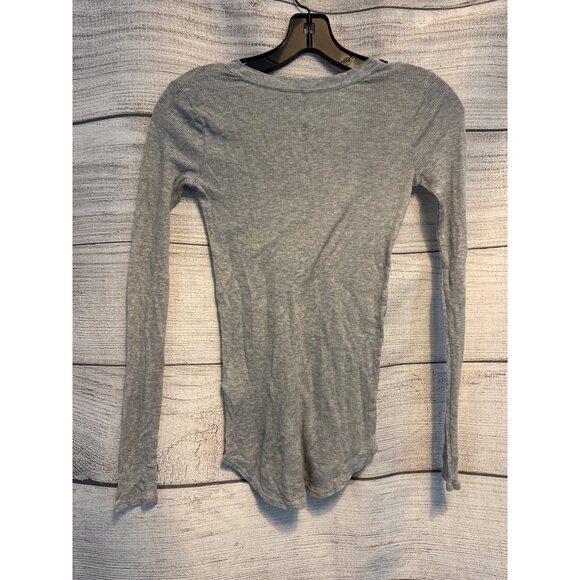 Three Dots Soft Gray Ribbed Long Sleeve Vneck Top Size XS - Picture 3 of 4